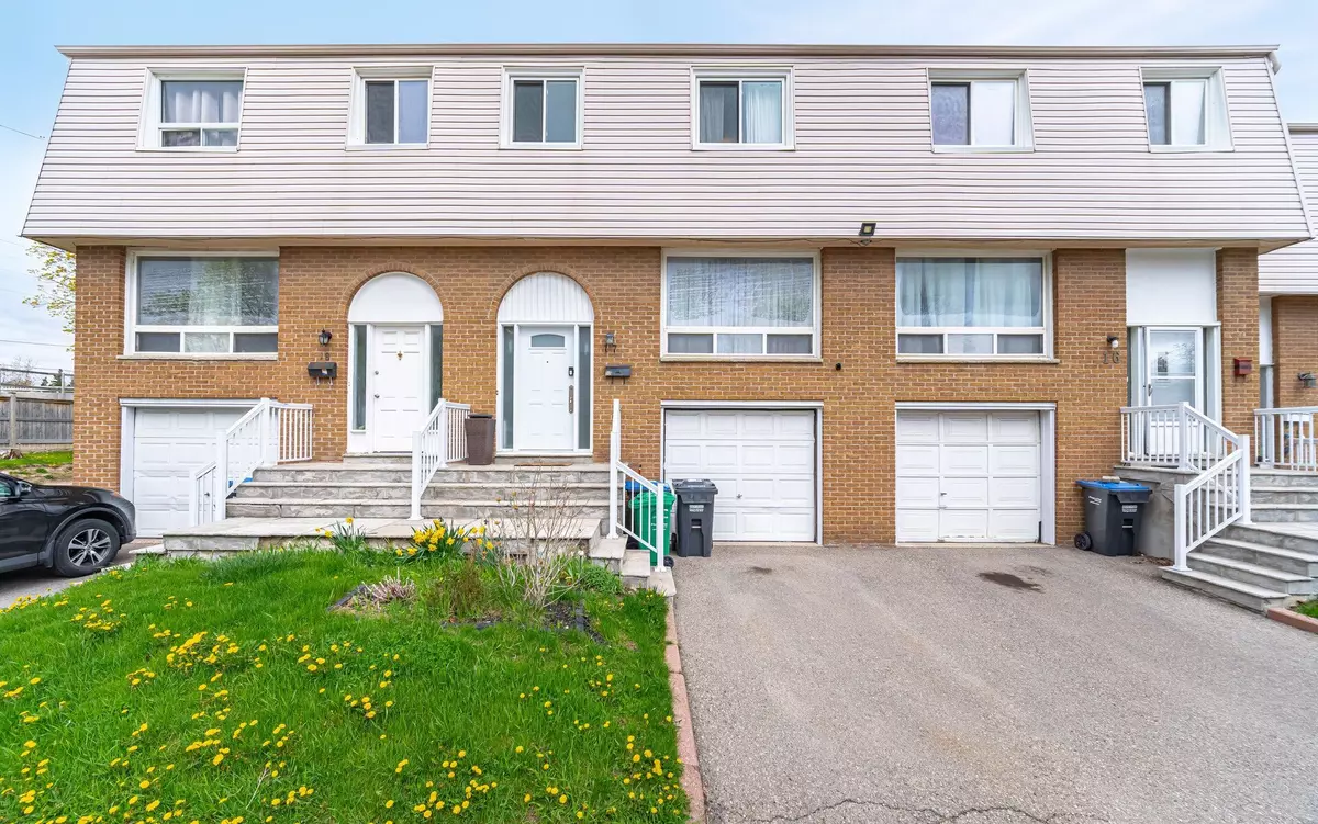 Mississauga, ON L4T 3M3,3525 Brandon Gate DR #17
