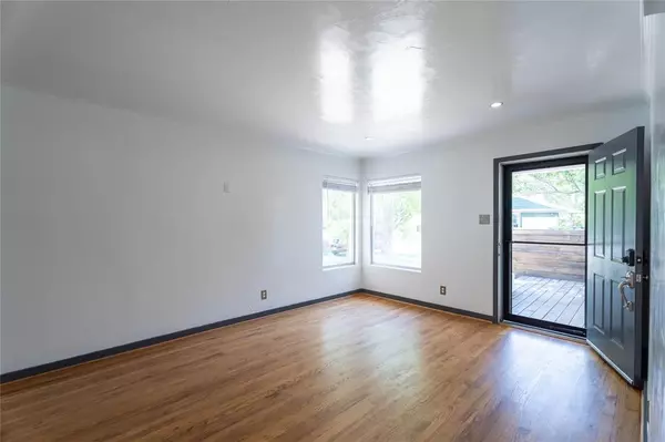 Dallas, TX 75228,10231 Pinecrest Drive