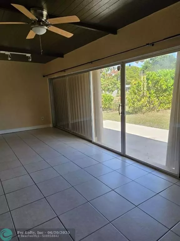 Tamarac, FL 33321,6504 NW 74th Ave