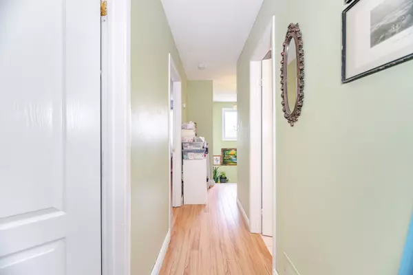 Mississauga, ON L4T 3M3,3525 Brandon Gate DR #17