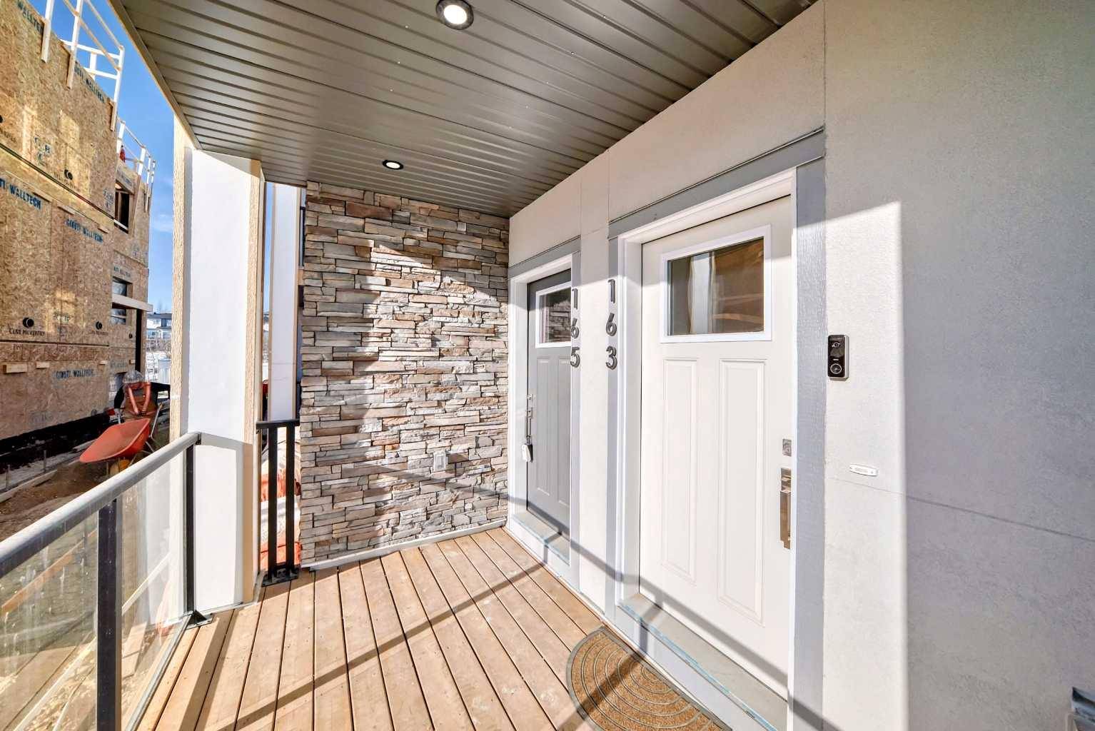 Calgary, AB T3H 6H5,2117 81 ST SW #165