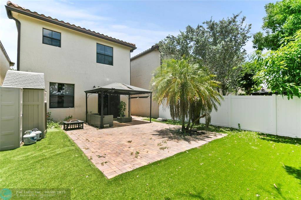 Tamarac, FL 33319,5711 NW 48th Ln