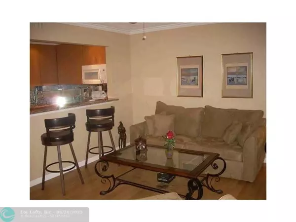 Boynton Beach, FL 33435,630 Snug Harbor Dr #C14
