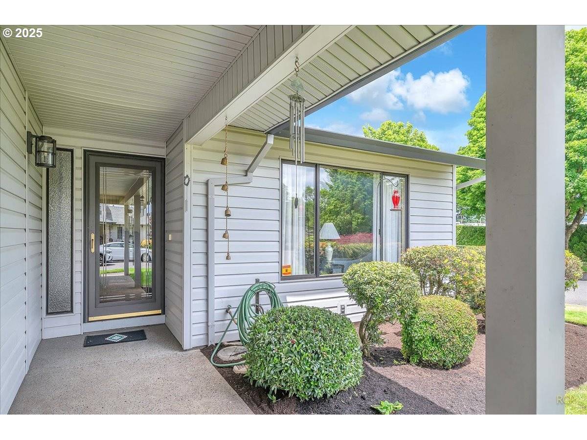 Portland, OR 97230,15645 NE RUSSELL PL
