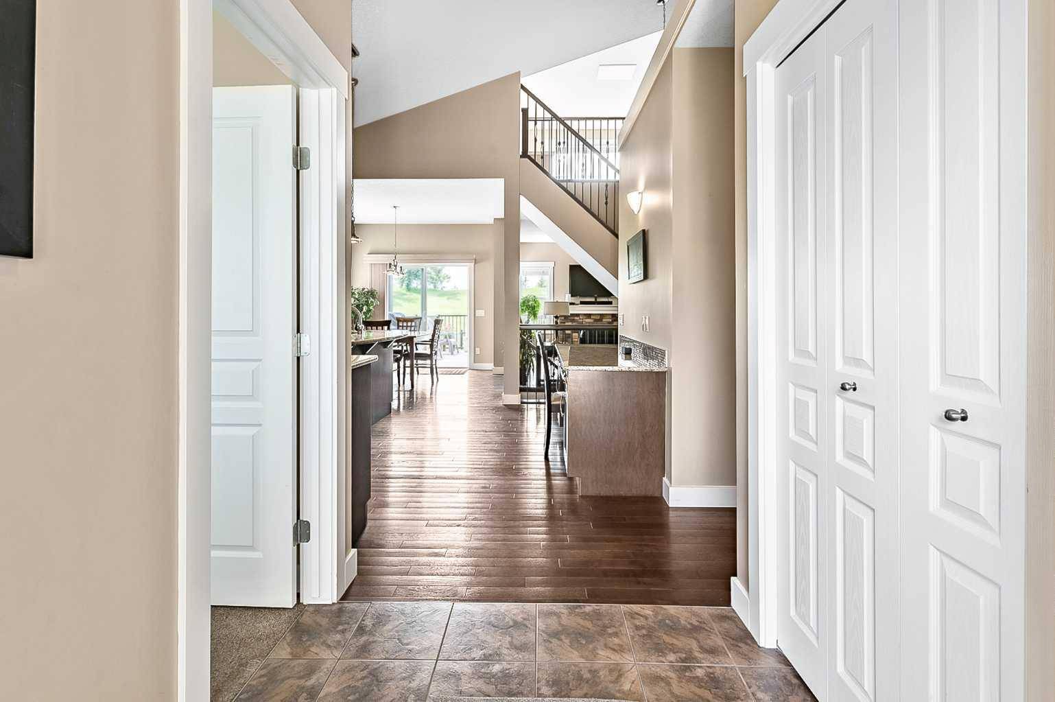 Okotoks, AB T1S 2N7,26 Crystal Green DR