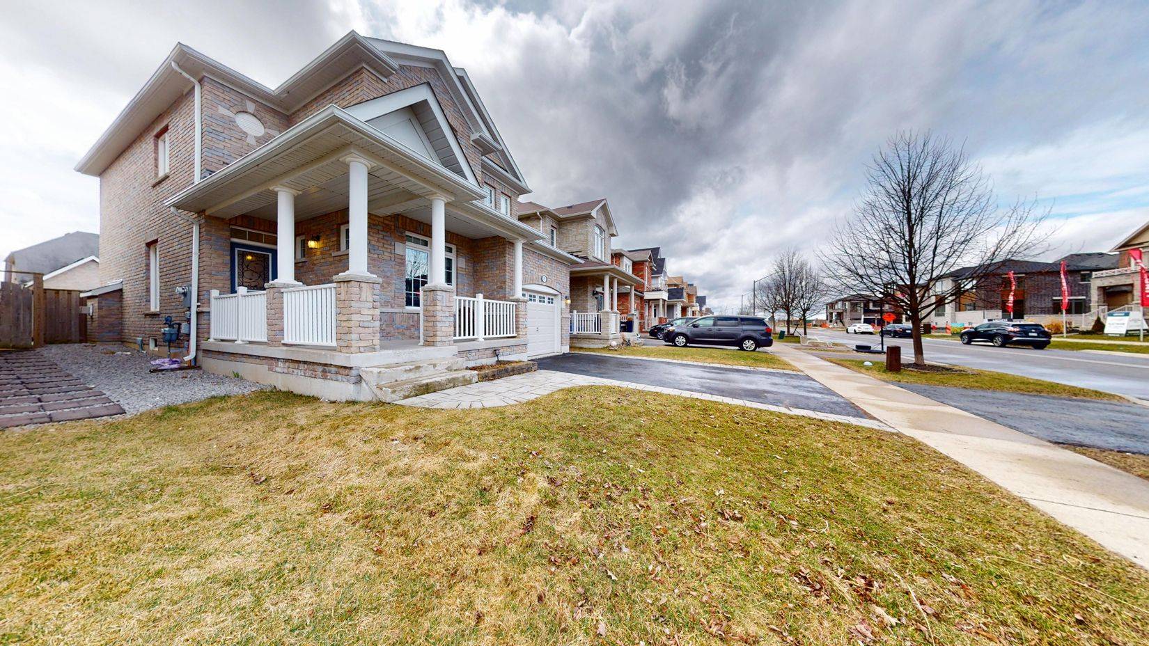 Clarington, ON L1B 0C6,99 Grady DR
