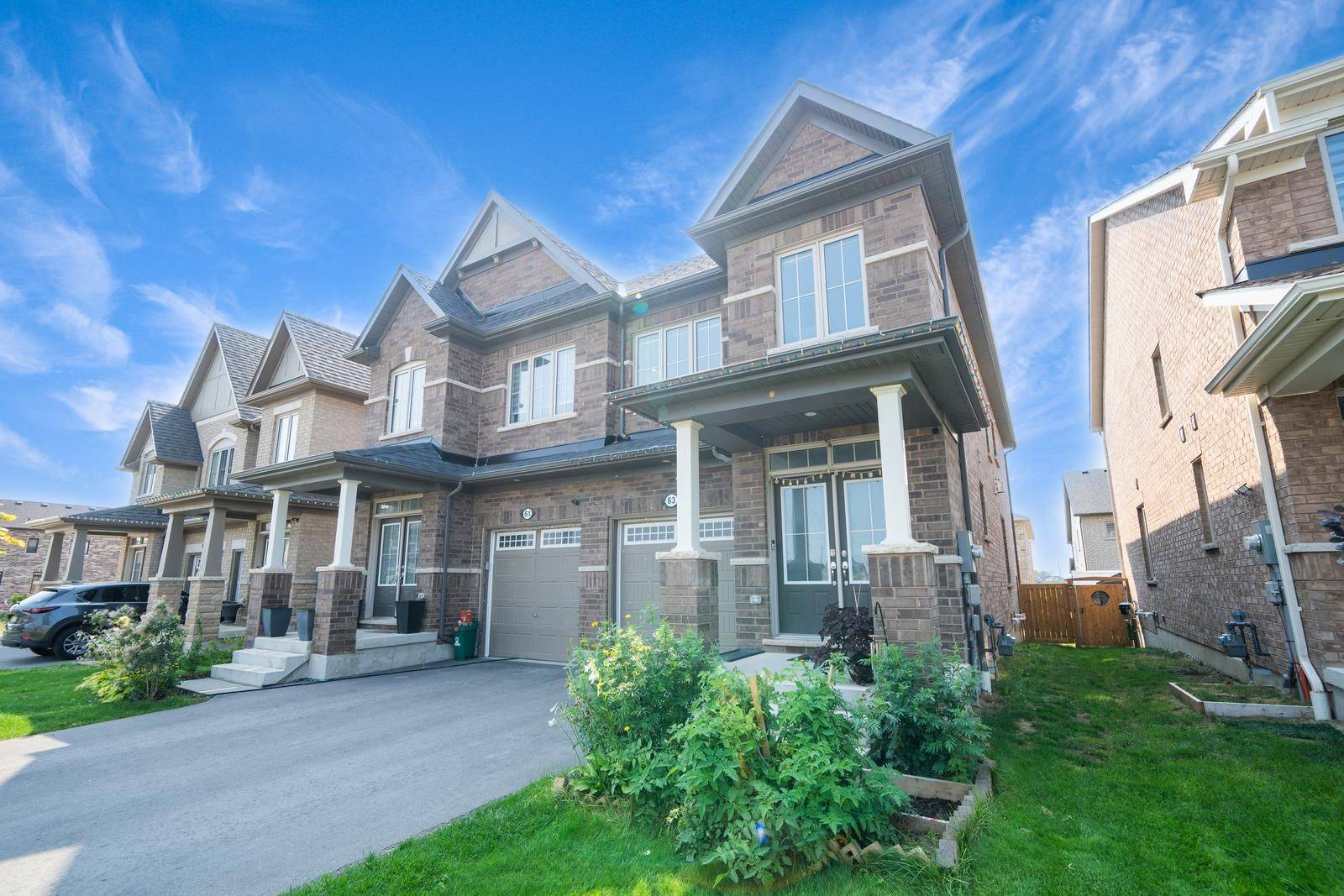 Whitby, ON L1P 0H4,63 Auckland DR