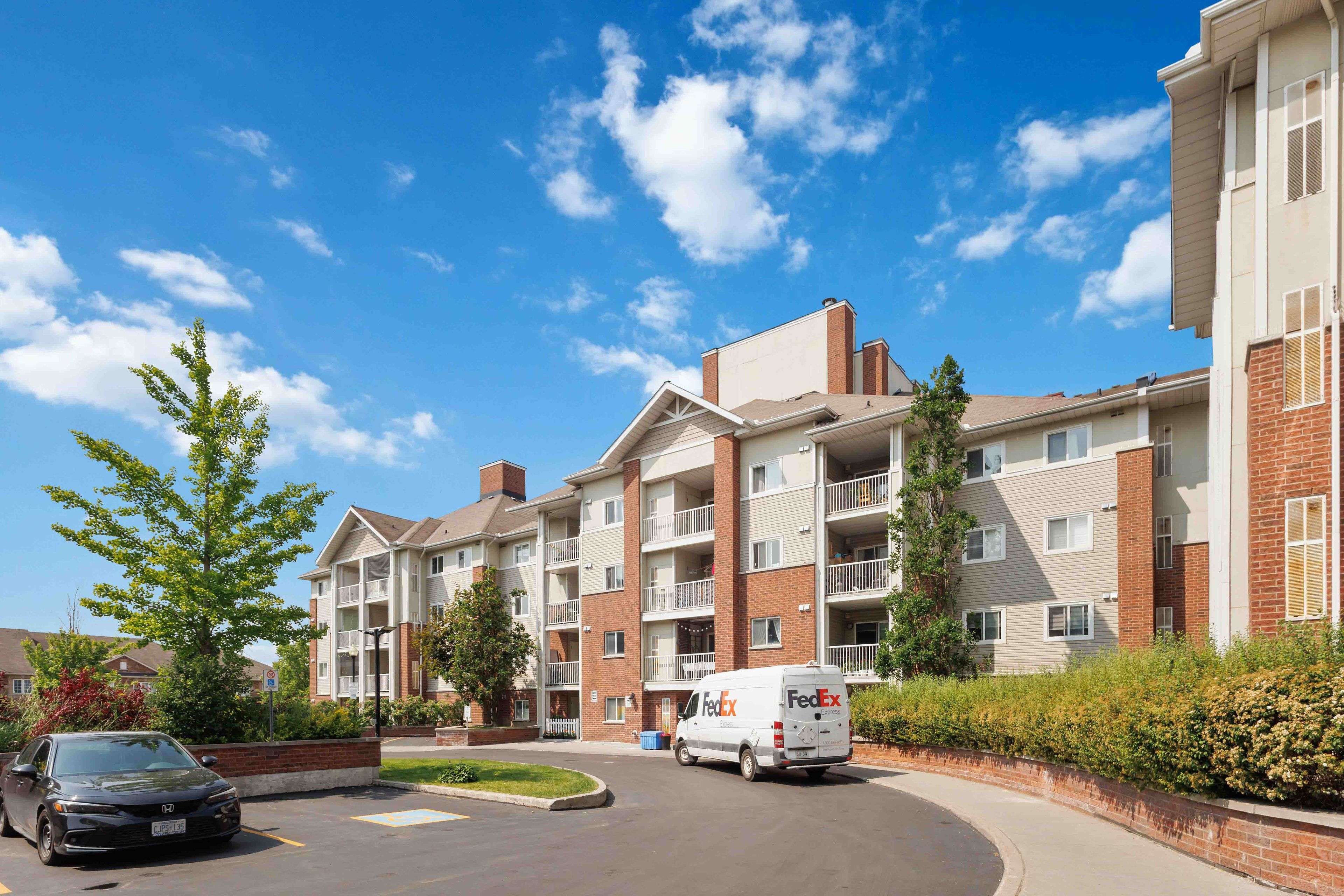 Toronto E07, ON M1S 5X3,5235 Finch AVE E #202