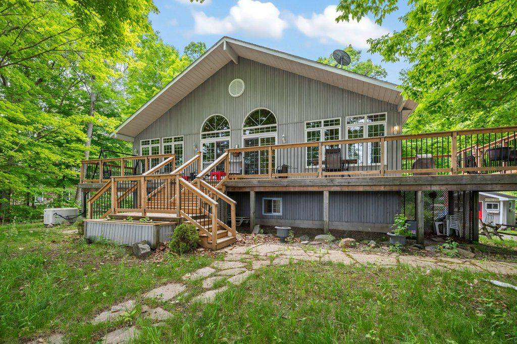 Frontenac, ON K0H 1T0,1165 Dalton LN