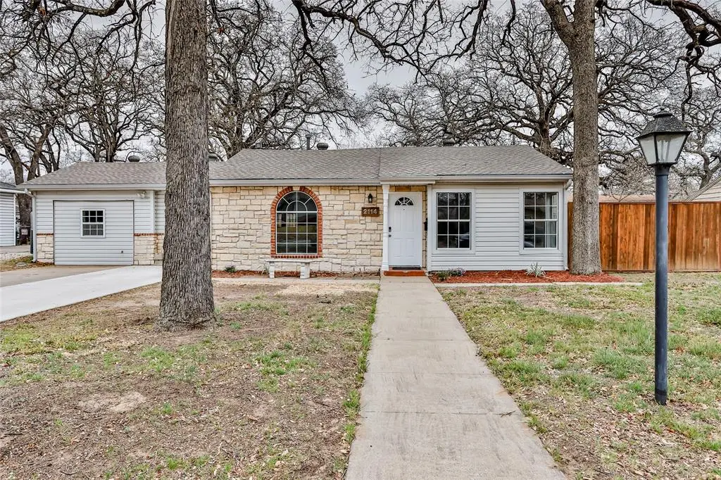 2114 Kings Avenue, Haltom City, TX 76117