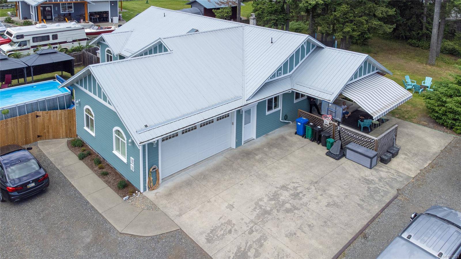 Cobble Hill, BC V8H 0H5,1185 Hutchinson Rd