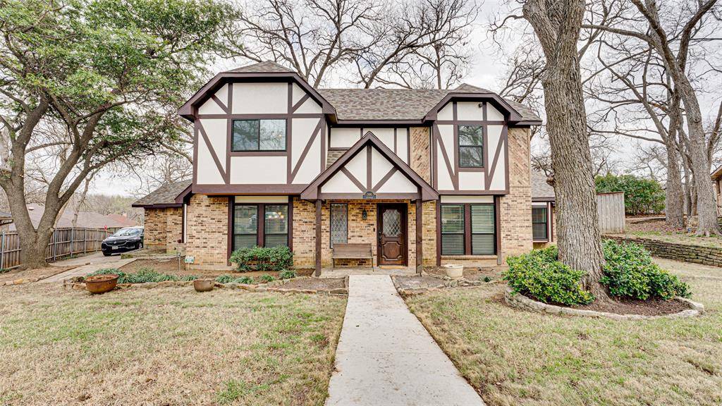 306 Larchbrook Drive,  Garland,  TX 75043