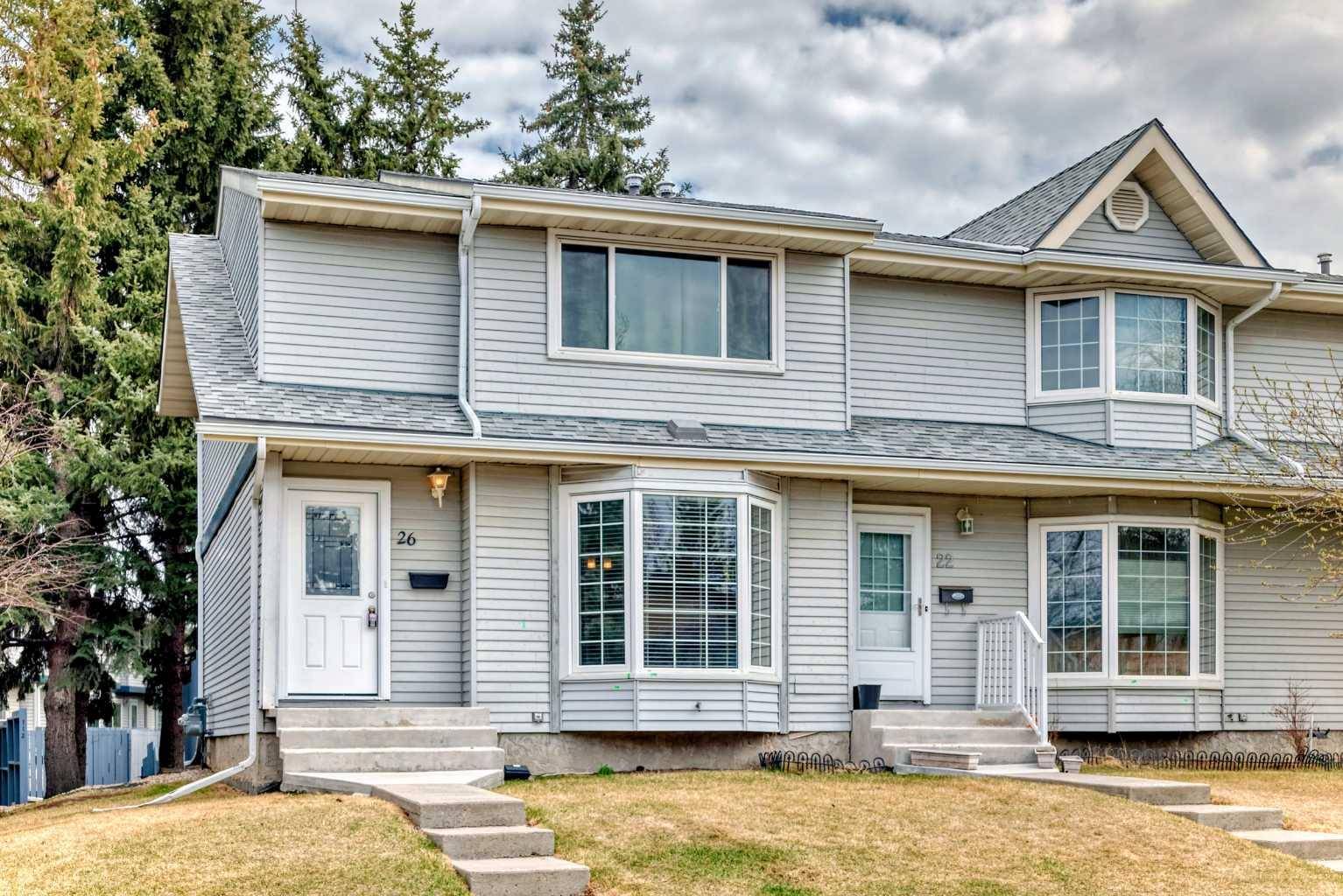 26 Bernard DR Northwest, Calgary, AB T3K 2K3