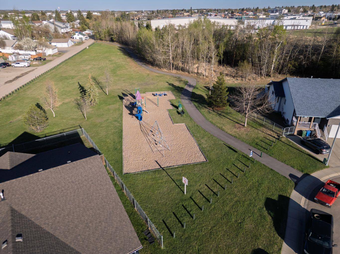 Innisfail, AB T4G 0A1,5533 52 Avenue Close