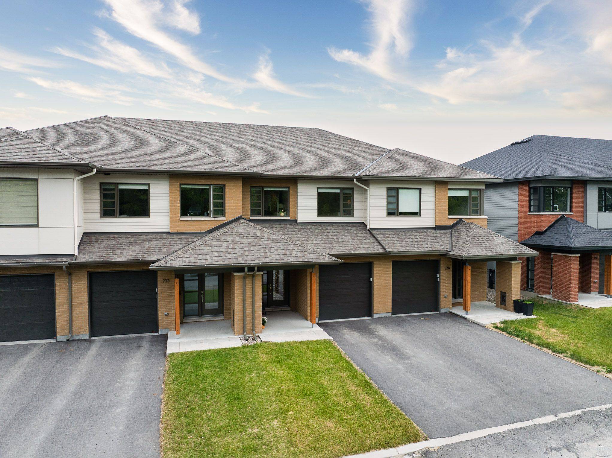 737 Acai WAY, Blossom Park - Airport And Area, ON K1X 0K1