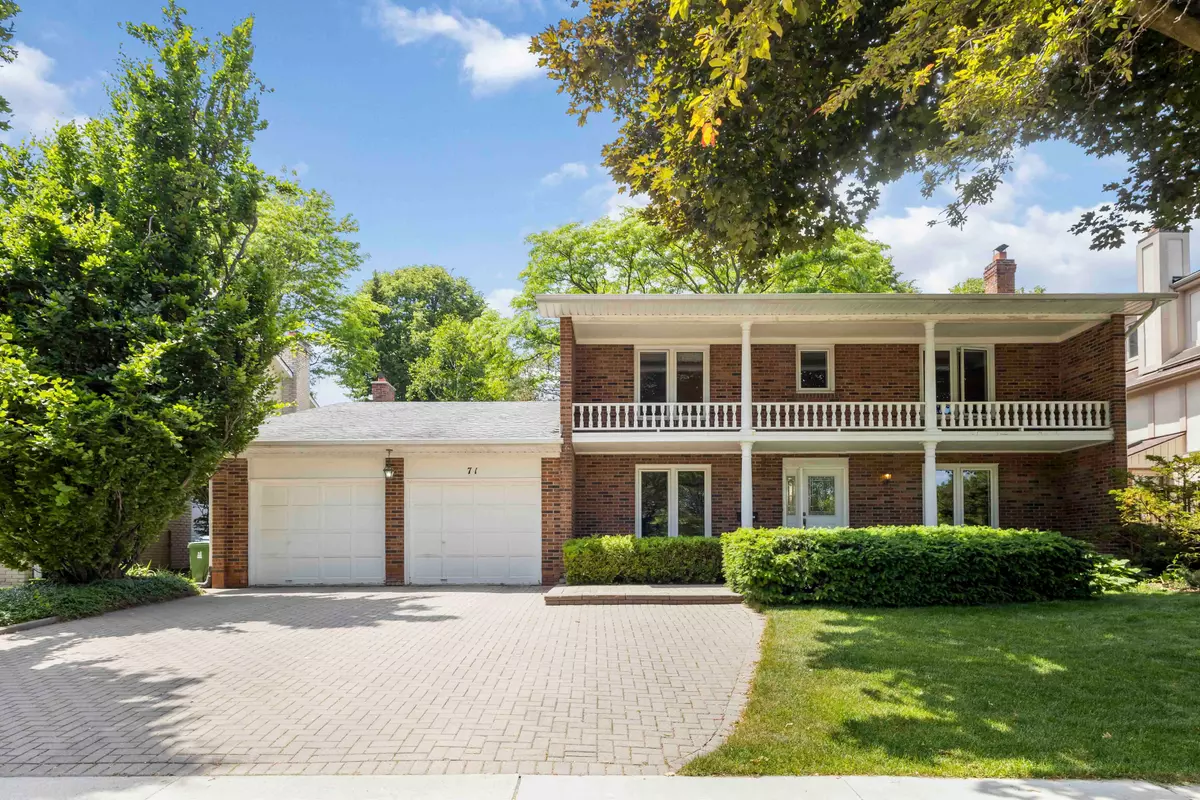 Toronto C12, ON M2L 2X2,71 Farmstead RD