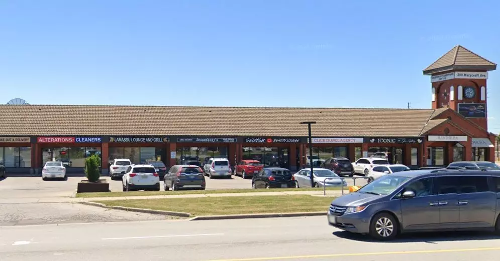 Vaughan, ON L4L 5X5,200 Marycroft AVE #13