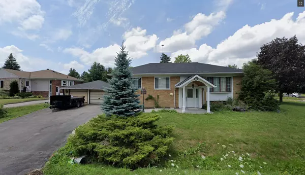 126 Cascade CIR, Richmond Hill, ON L4C 3H7