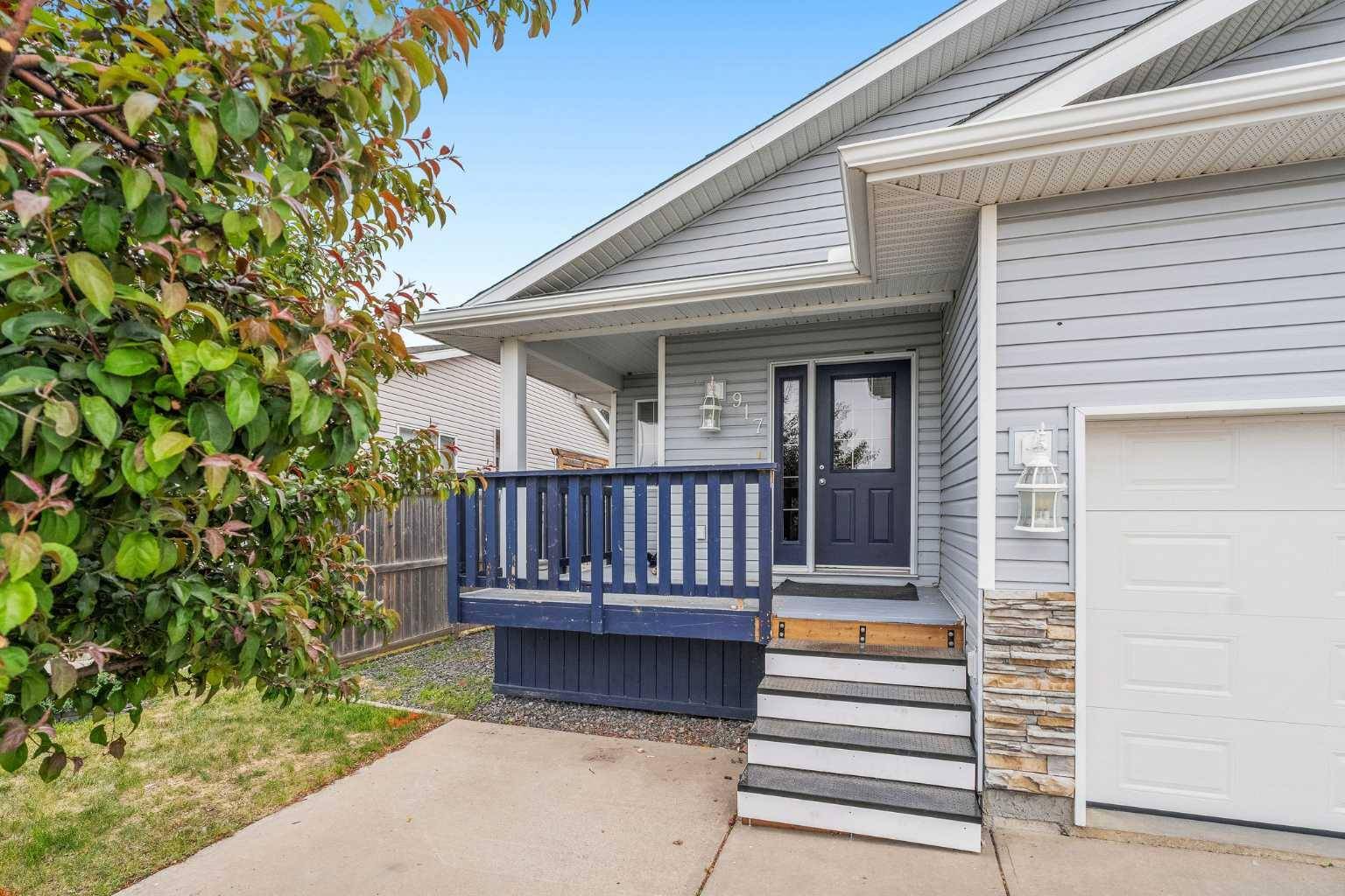 Strathmore, AB T1P 1W8,917 Westmount DR