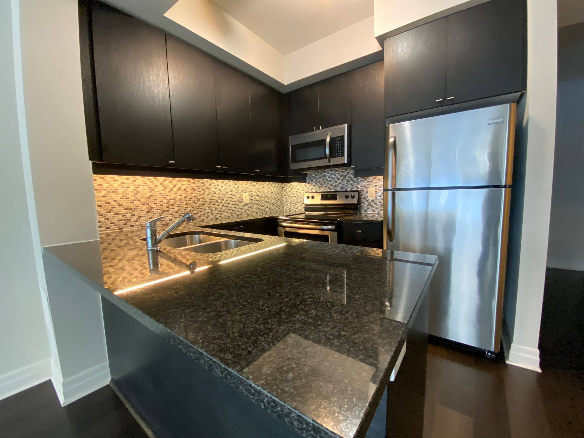 Markham, ON L6G 0E3,8110 Birchmount RD #415E