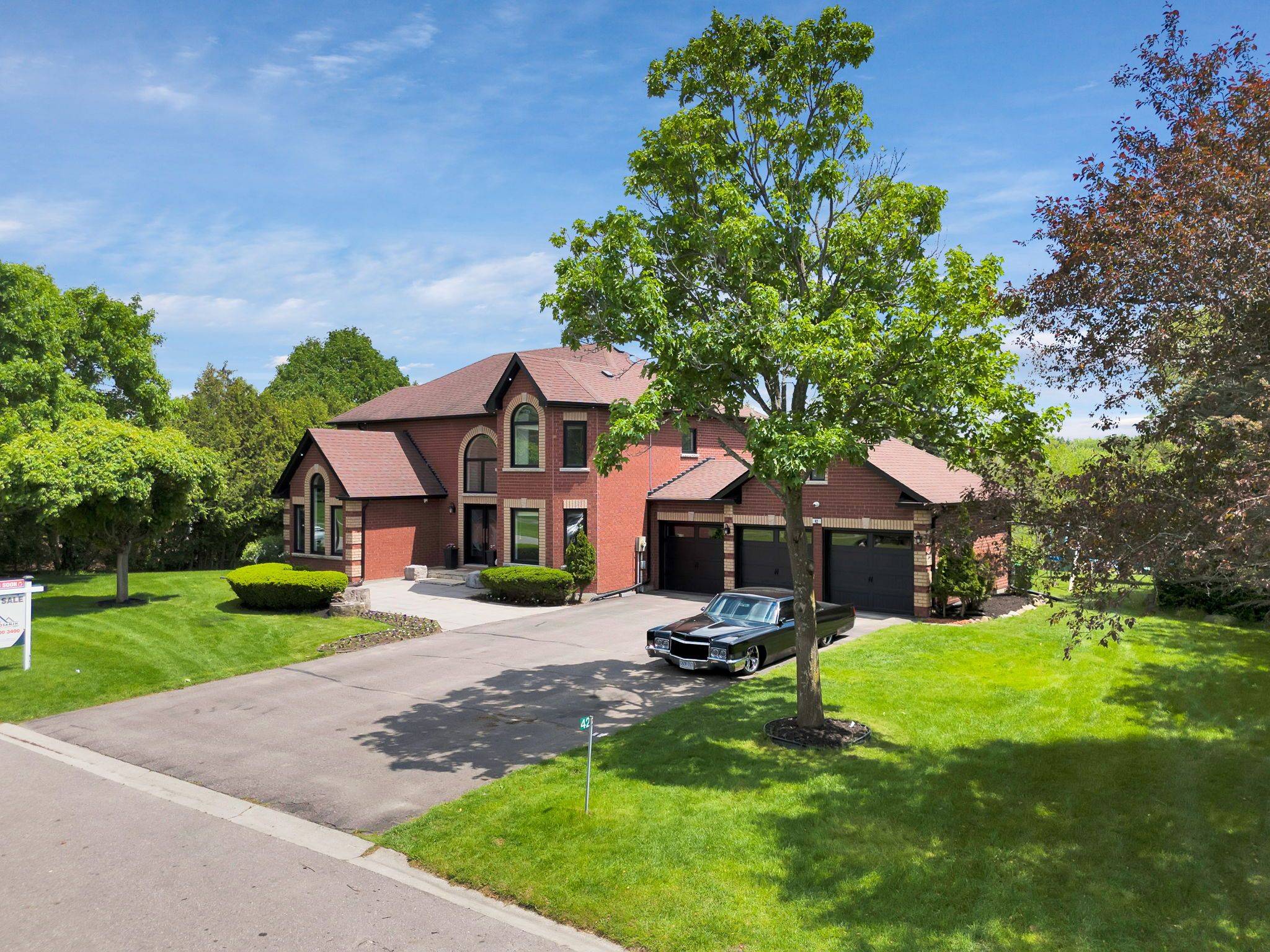 Caledon, ON L7E 0B3,42 Mccauley DR