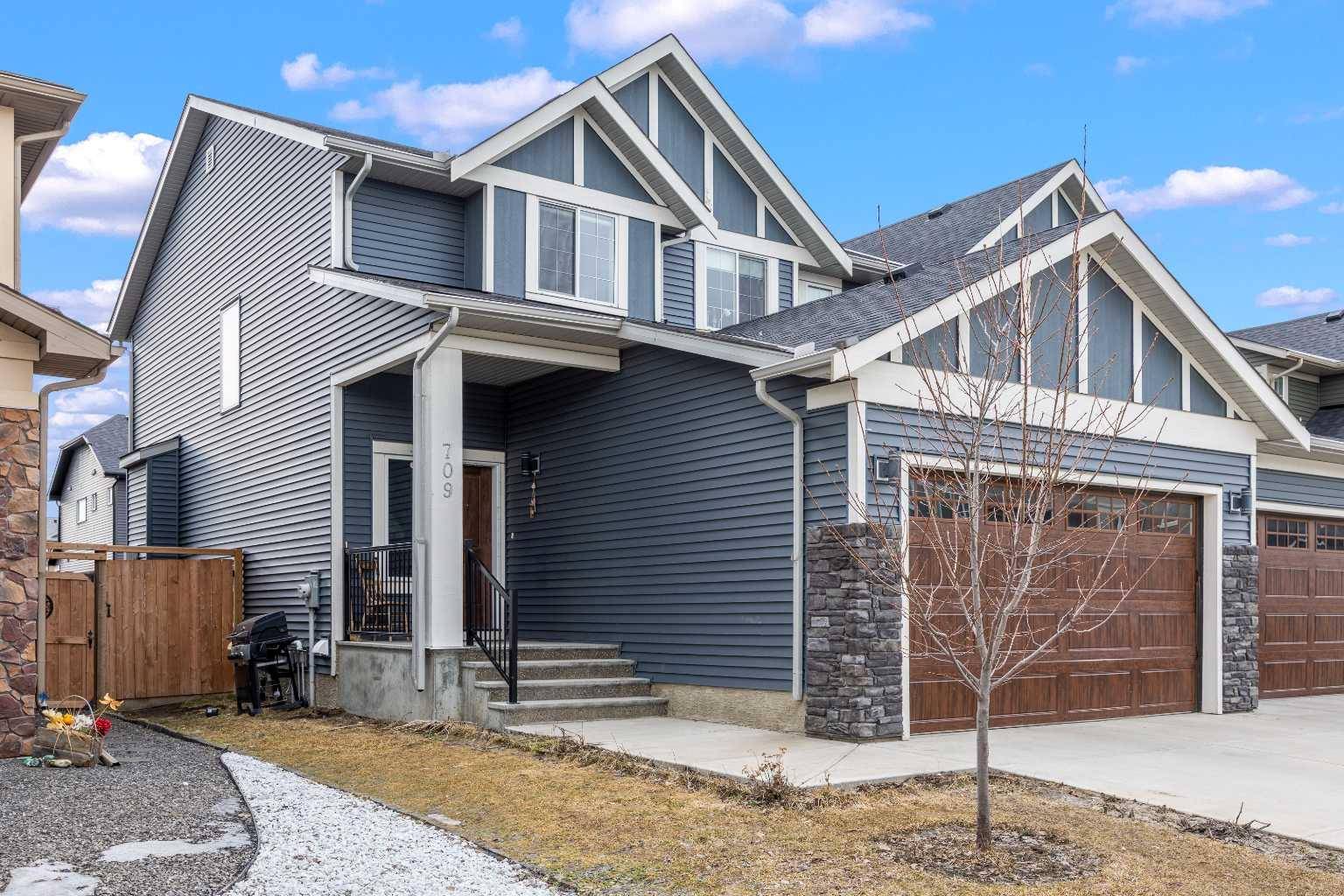 Strathmore, AB T1P 0G1,709 Edgefield CRES N