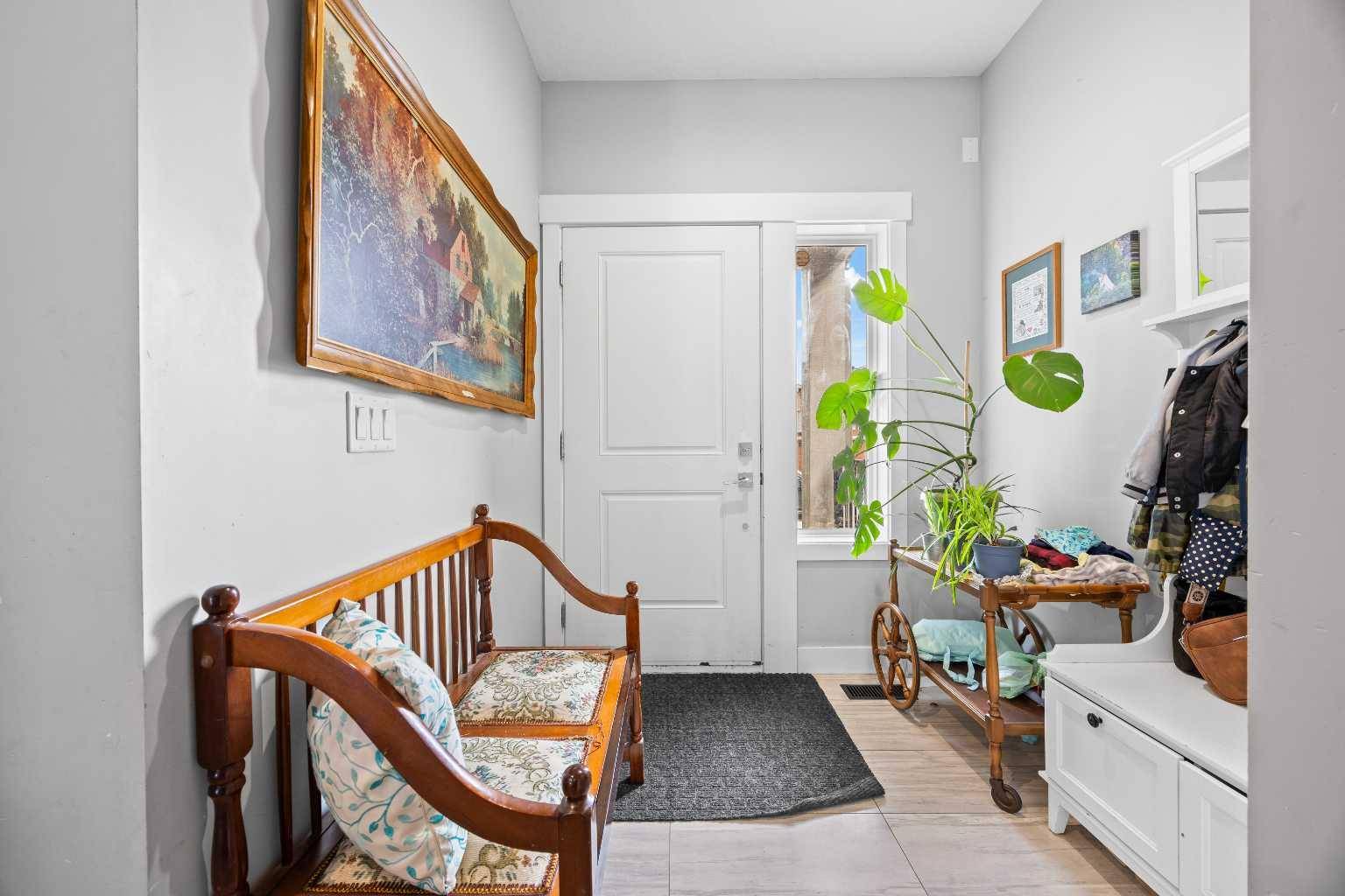 Strathmore, AB T1P 0G1,709 Edgefield CRES N