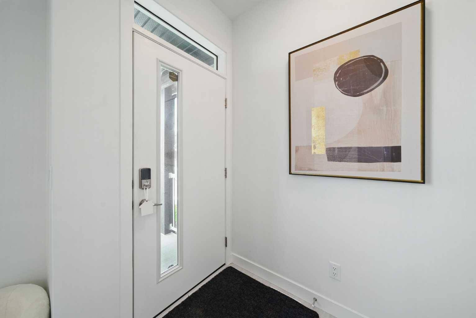 Calgary, AB T3R 1Z1,47 Edith TER NW