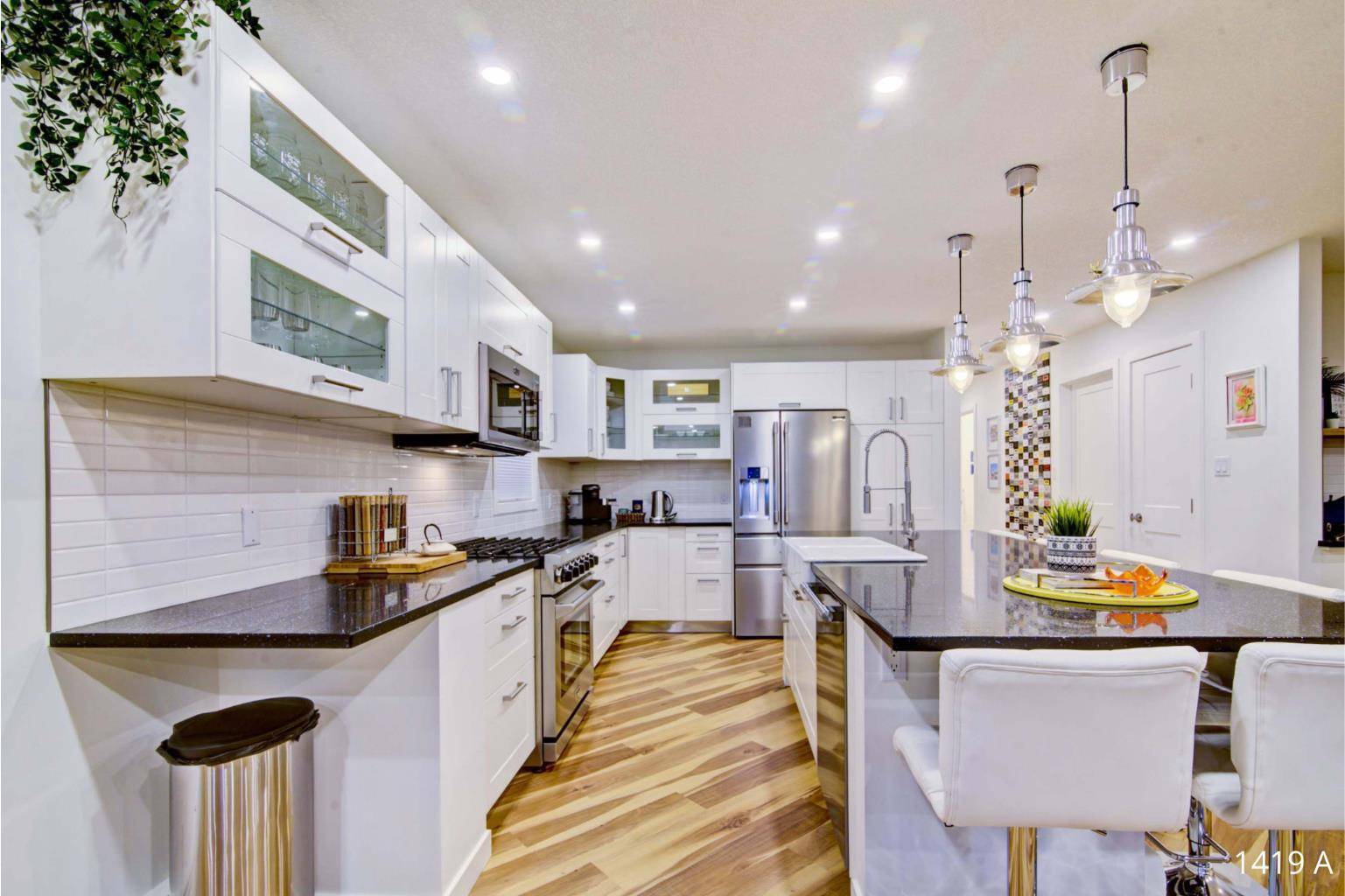 Calgary, AB T2M 2S7,1421 & 1419 1 ST NW