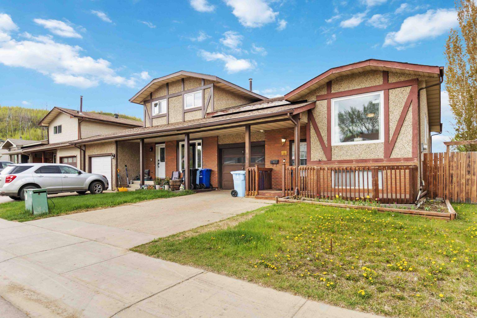 Fort Mcmurray, AB T9J1J9,131 Grayling CRES