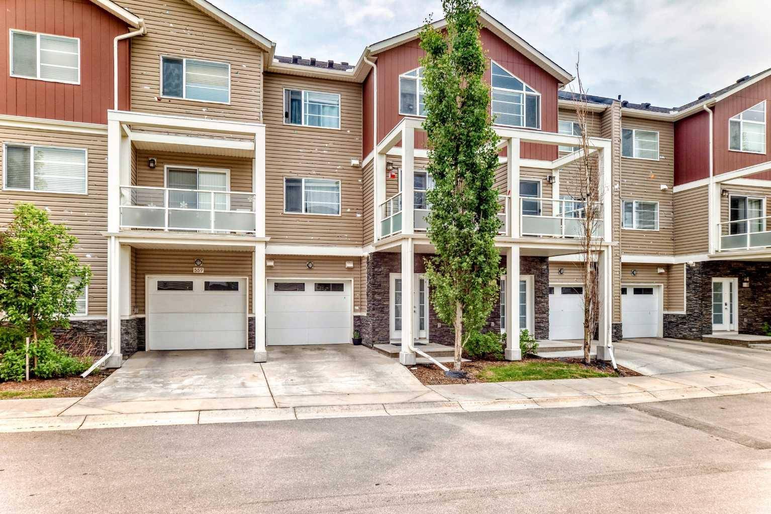 557 Redstone VW NE, Calgary, AB T3N 0M9