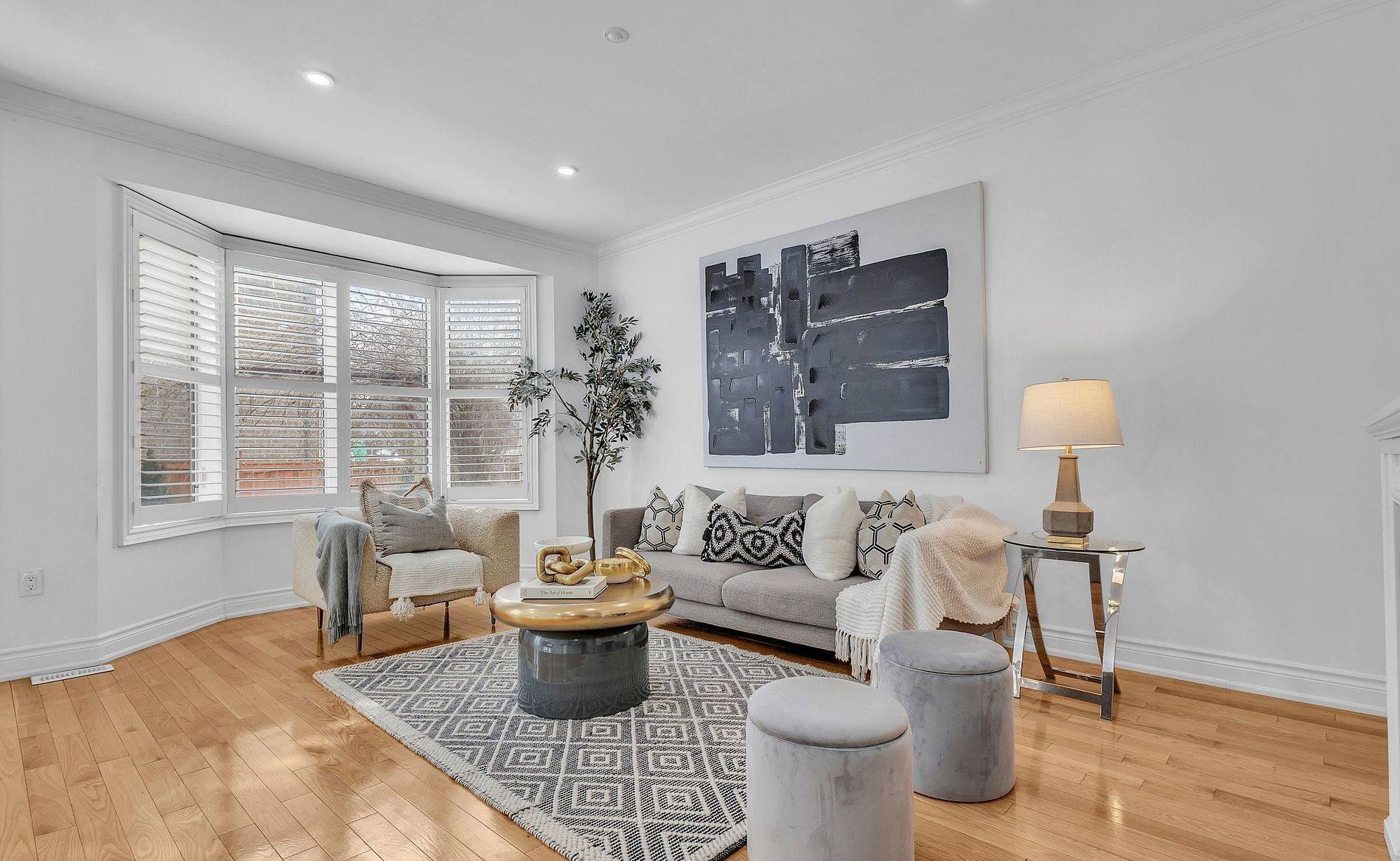 Vaughan, ON L4H 3Y6,61 Richler AVE