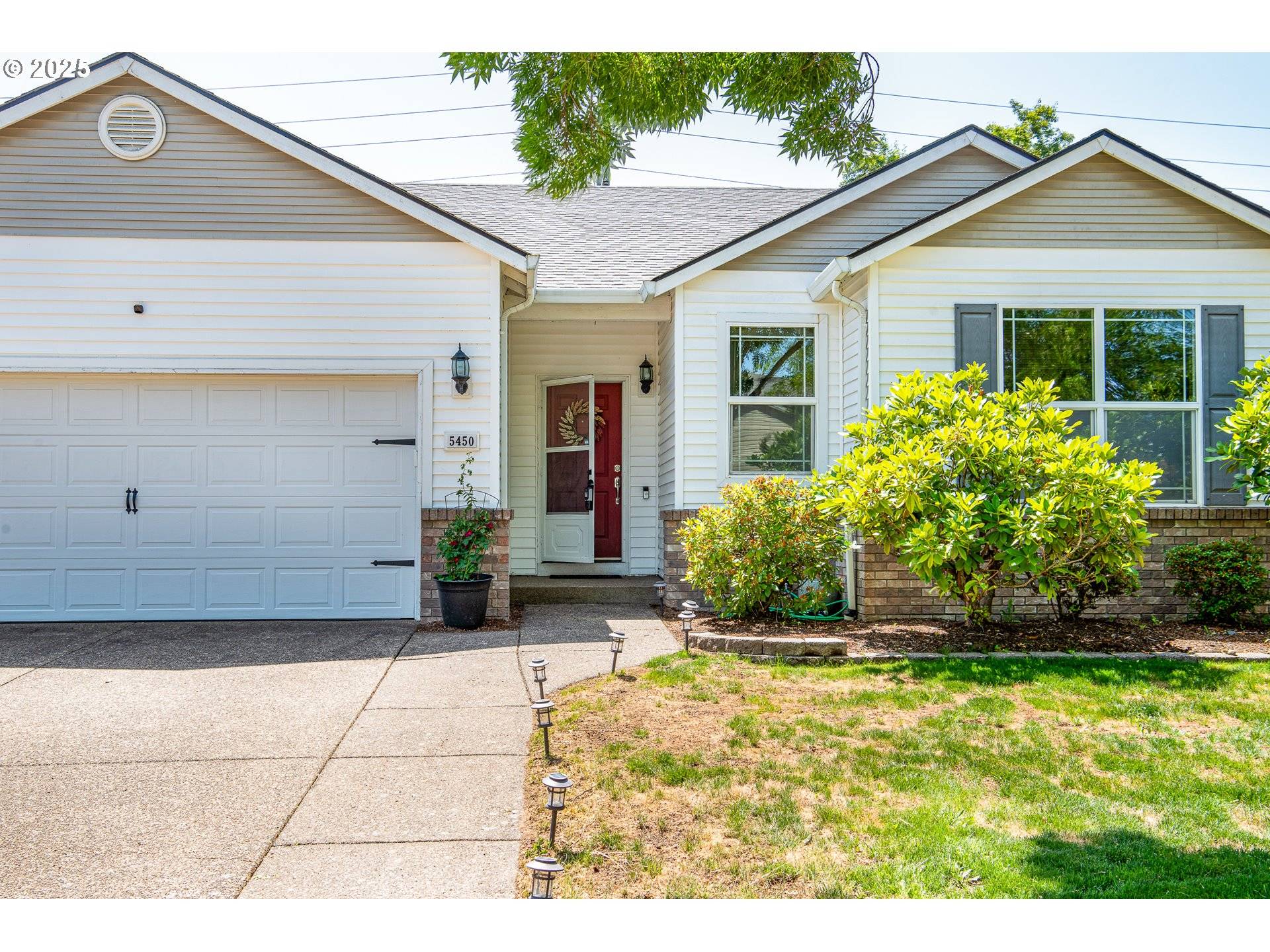Eugene, OR 97402,5450 DONOHOE AVE