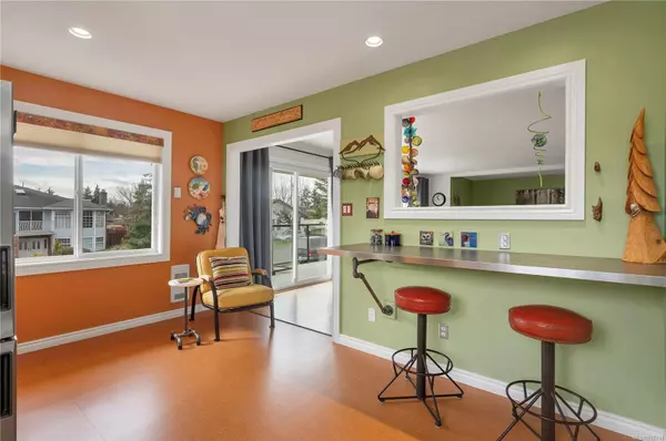 Campbell River, BC V9W 7A9,451 Cormorant Rd