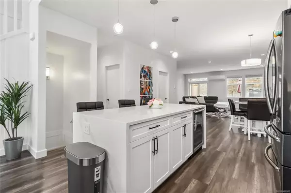 Langford, BC V9C 0B4,3329 Sanderling Way