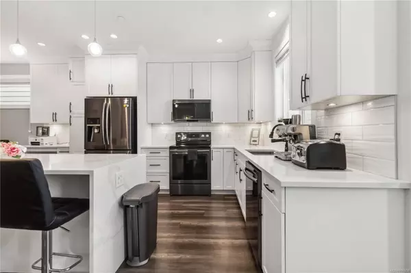 Langford, BC V9C 0B4,3329 Sanderling Way