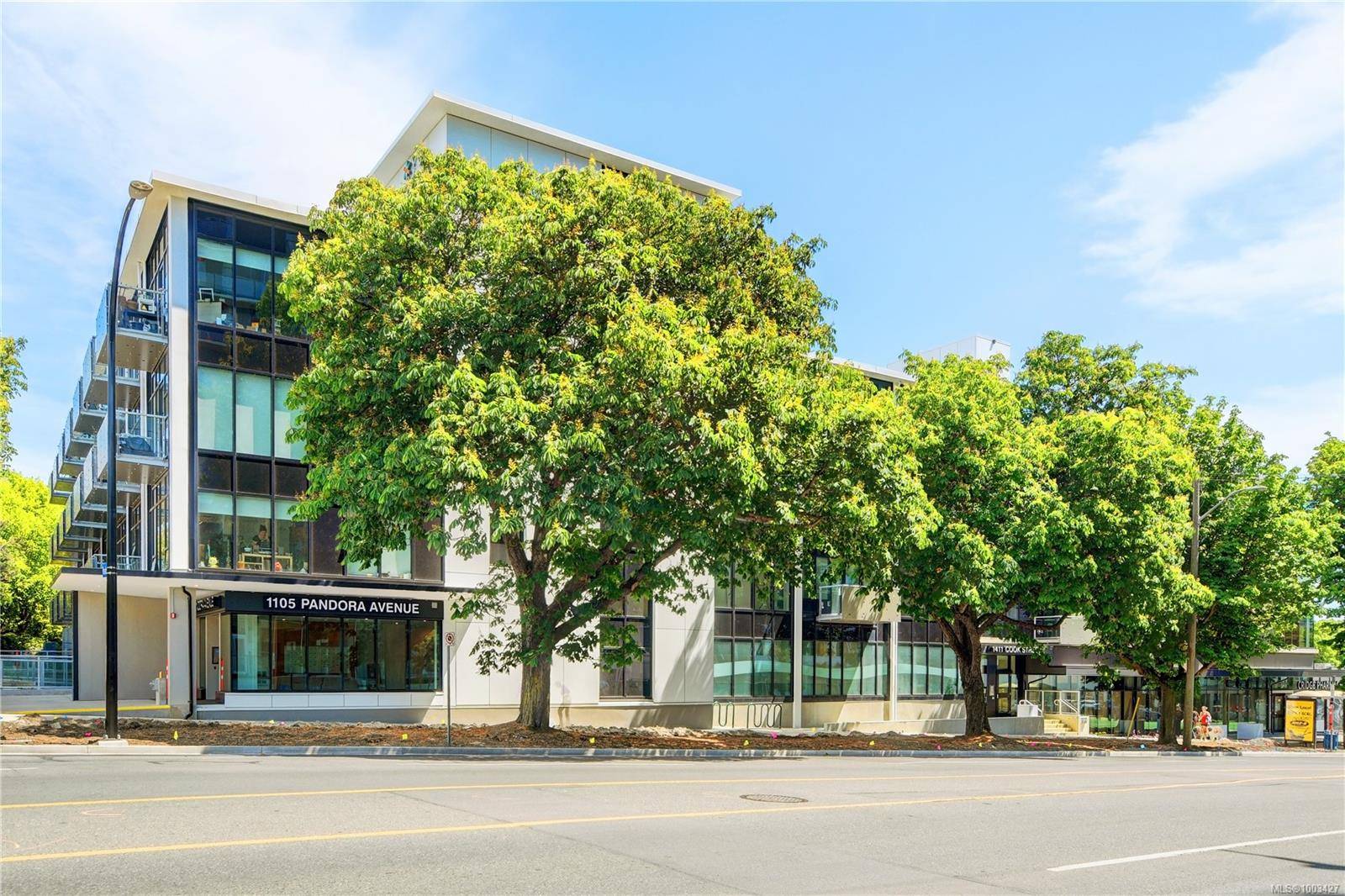 1411 Cook St #S306, Victoria, BC V8V 0E8