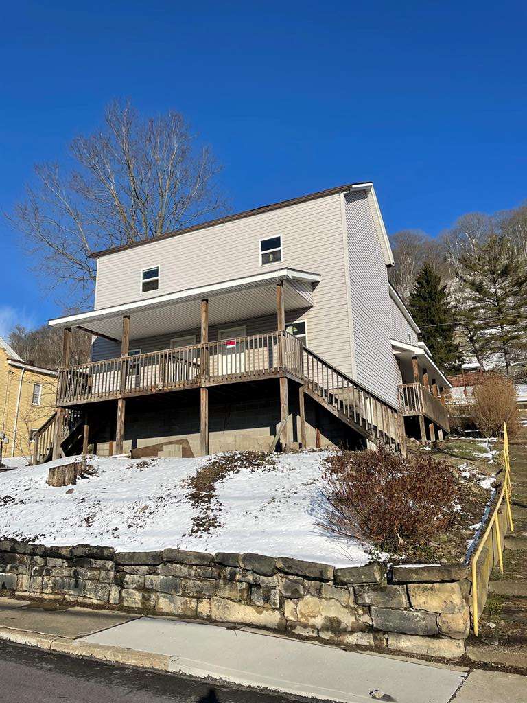 1348 Marshall Street, Benwood, WV 26031