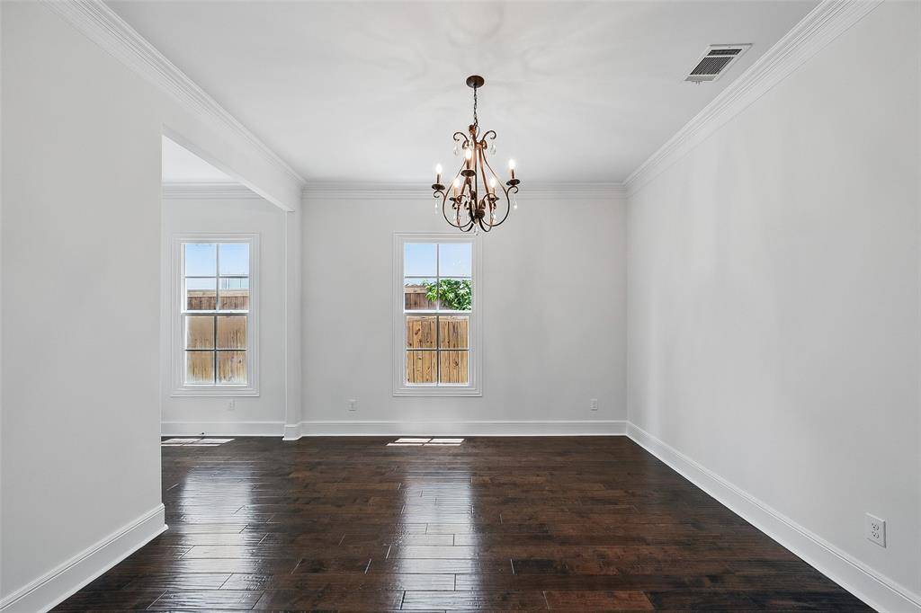 Fort Worth, TX 76107,1716 Ashland Avenue
