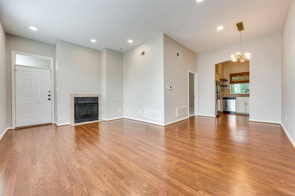 Dallas, TX 75204,1818 N Fitzhugh Avenue #7
