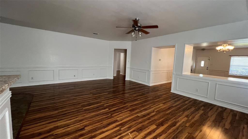 Euless, TX 76039,601 Carol Way