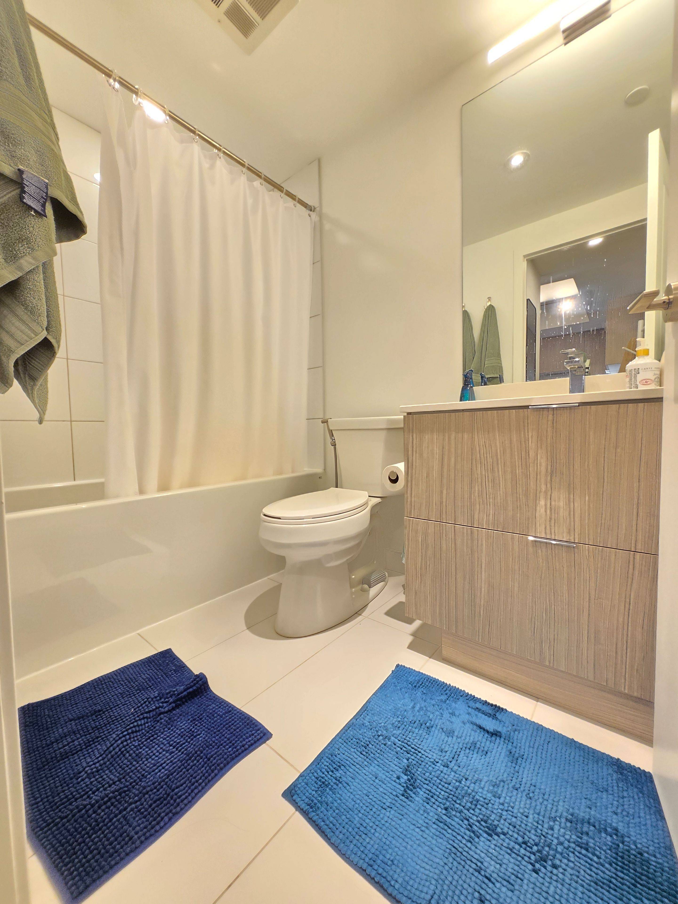 Toronto C08, ON M4W 0B4,395 Bloor ST E #1404