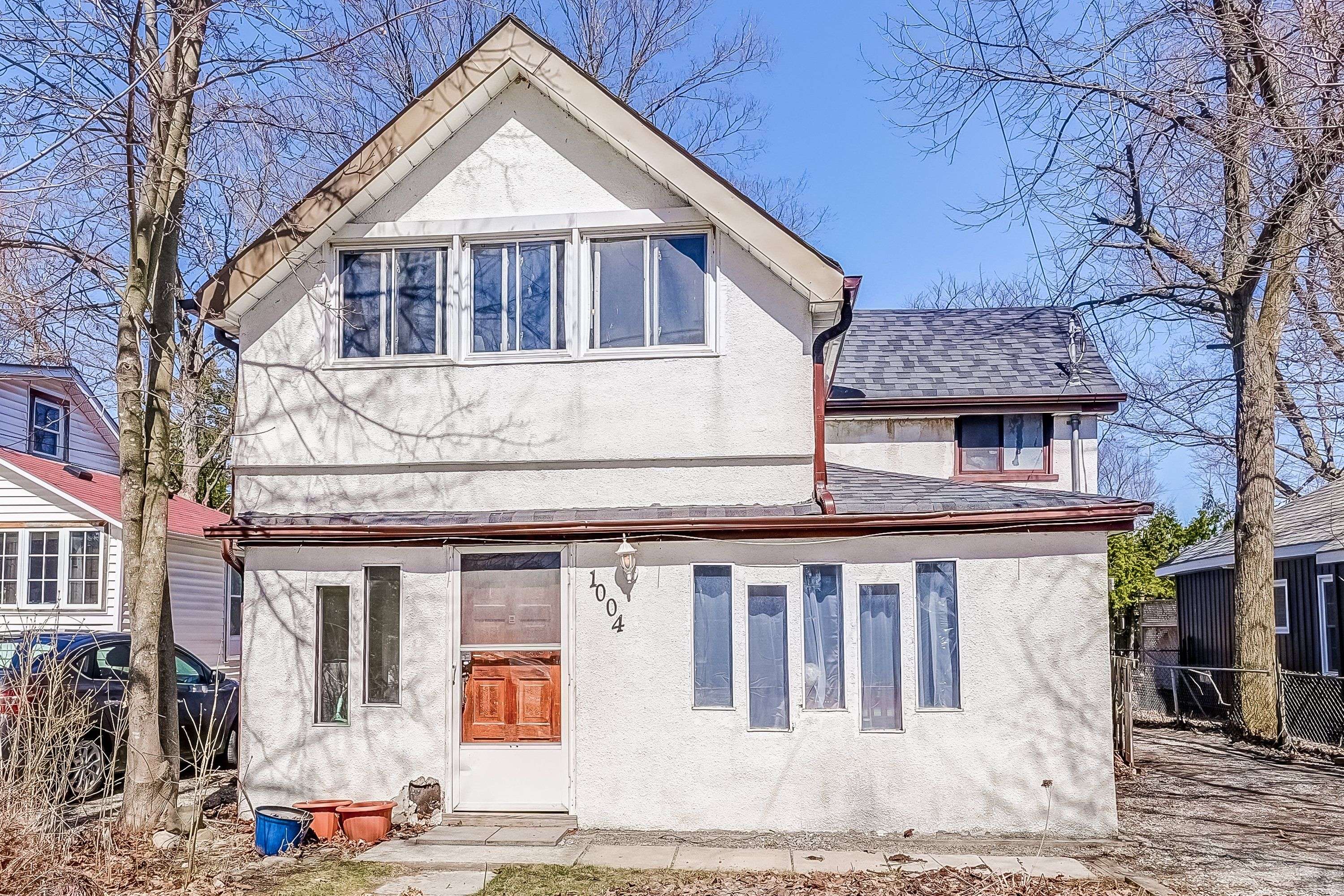Georgina, ON L0E 1L0,1004 Lake DR E #MAIN