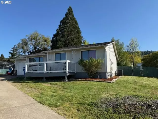 Winston, OR 97496,520 SE DAWNA CT