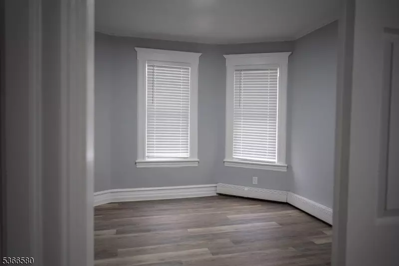 Passaic City, NJ 07055,359 Gregory Ave #1