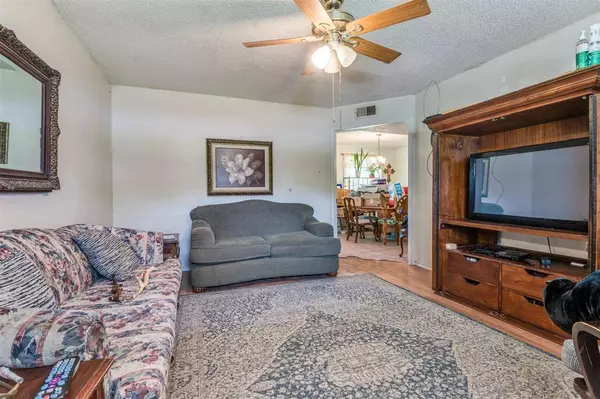 Palmer, TX 75152,681 Lakeview Drive
