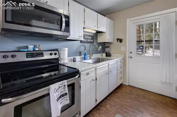 Divide, CO 80814,397 Will Scarlet DR