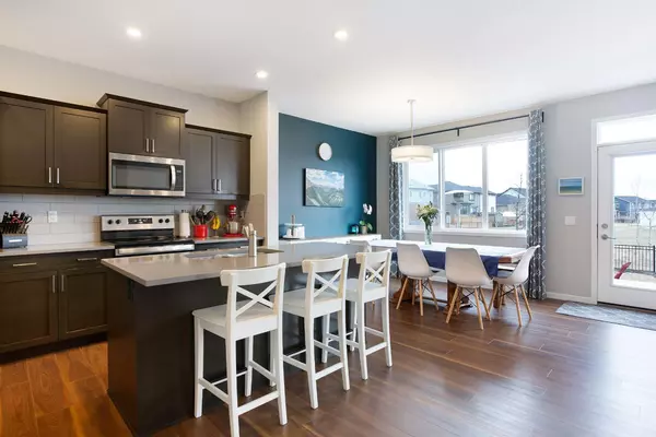 Crossfield, AB T0M 0S0,241 Vista DR