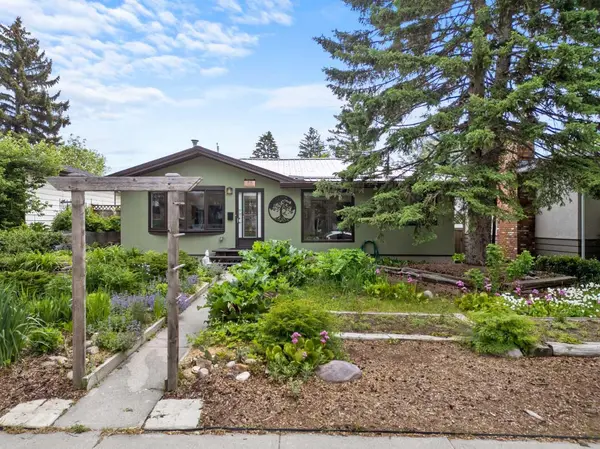 Calgary, AB T2H 1E3,28 Fraser RD SE