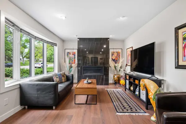 Calgary, AB T2H 1E3,28 Fraser RD SE